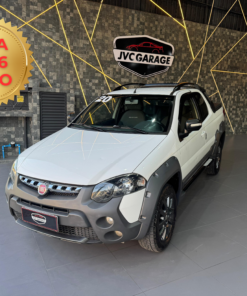 Fiat Strada Adventure 1.8 Cabine Dupla 2020 Manual | 90 mil km